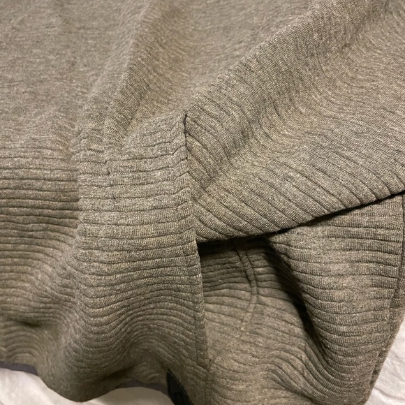 Jerry’s brand quarter snap top with warming pockets - Picture 6 of 6